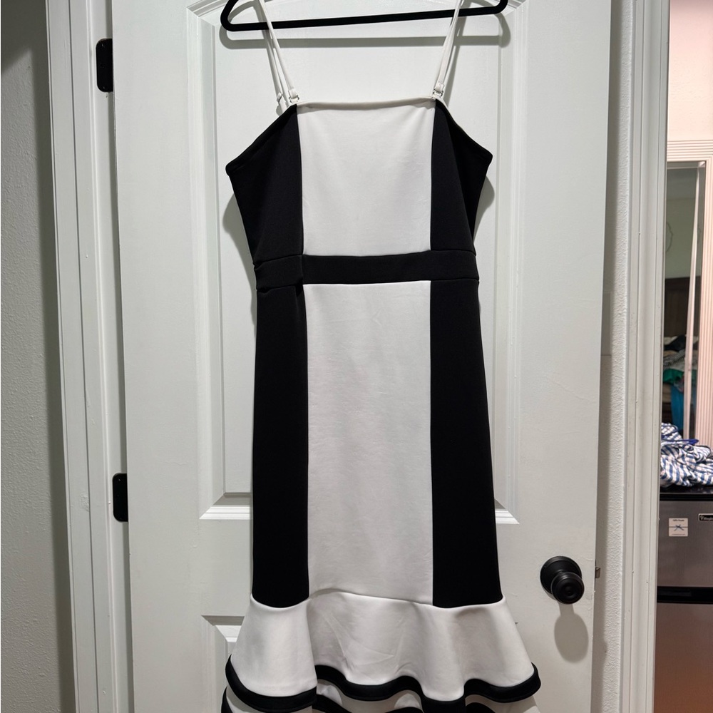 New York & Company Black and White Dress
